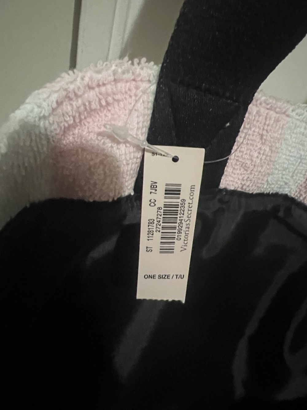 NWT Victoria’s secret terry strips tote bag - Picture 6 of 8